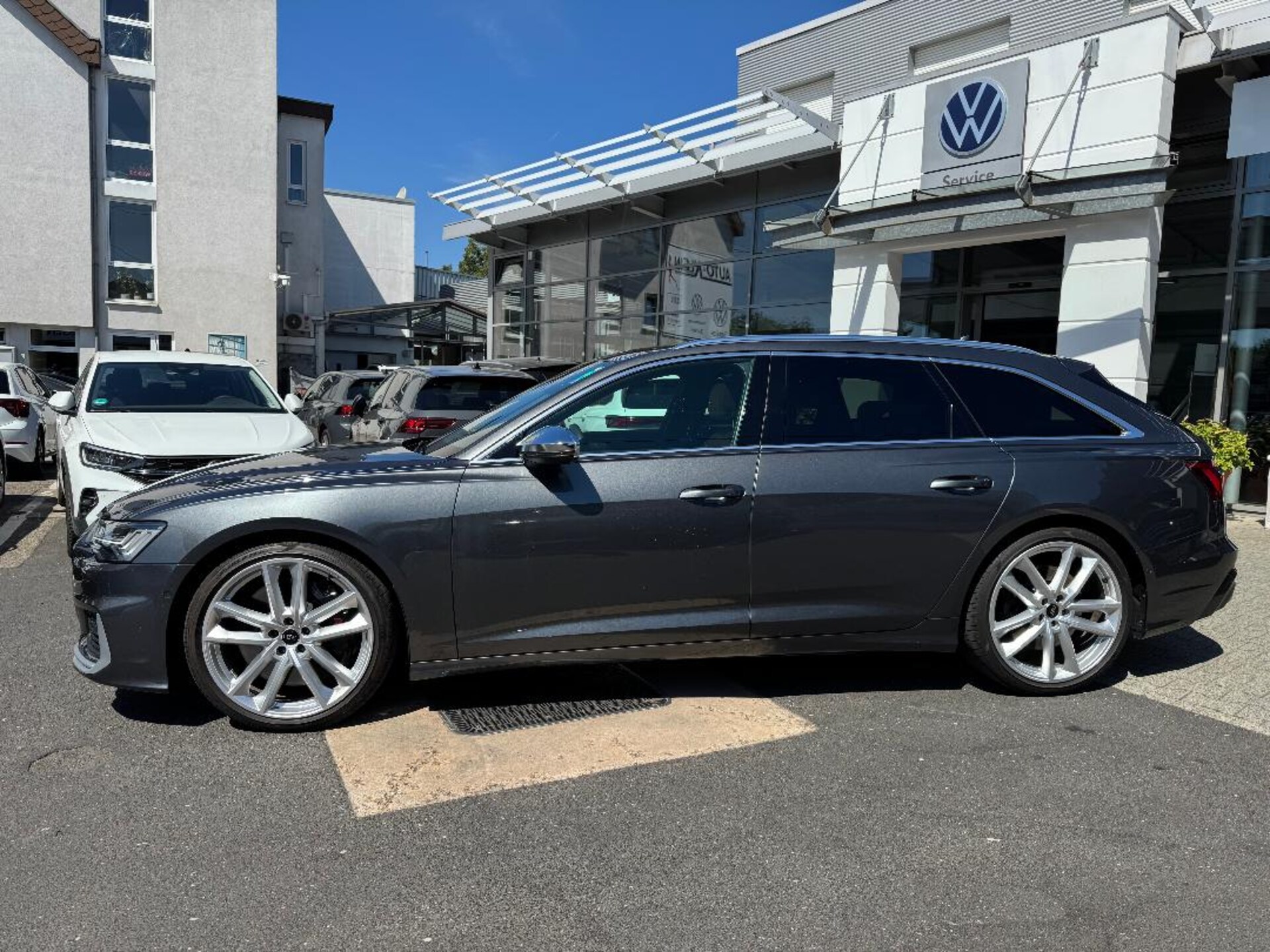 Audi S6 Avant