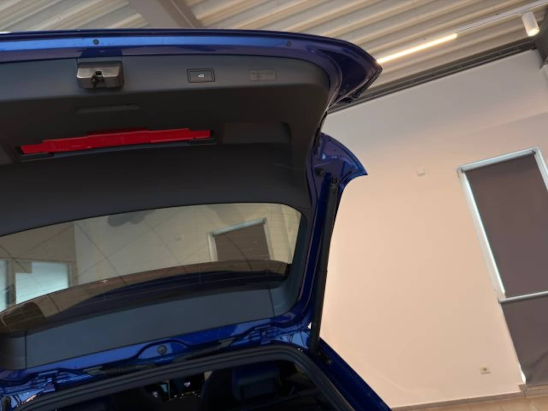 Volkswagen Golf Variant R