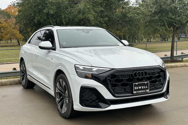 2026 Audi Q8