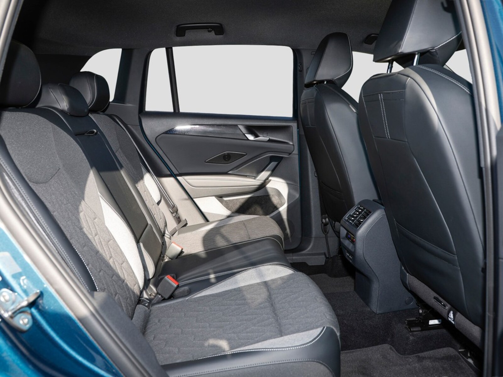 Volkswagen Tiguan – Bild 12