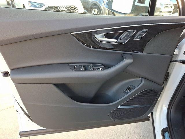 2026 Audi Q7 Premium - Photo 8