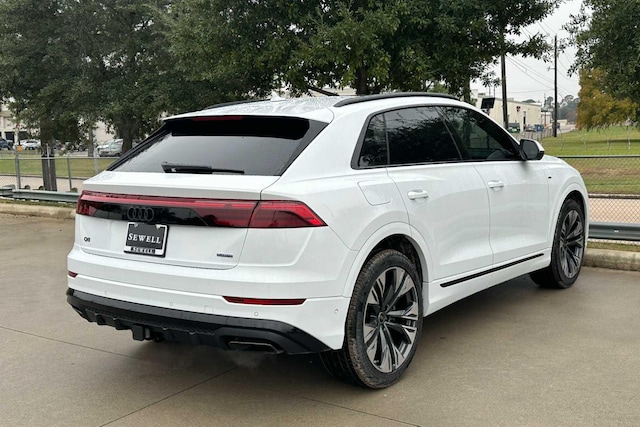 2026 Audi Q8