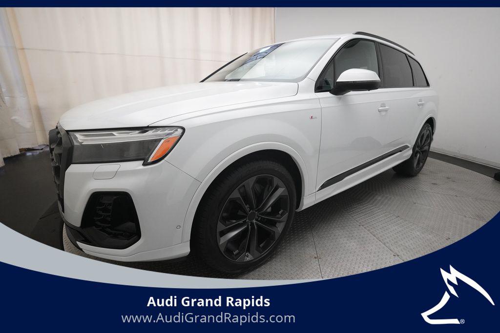 2026 Audi Q7 55 Prestige quattro Tiptronic's photo