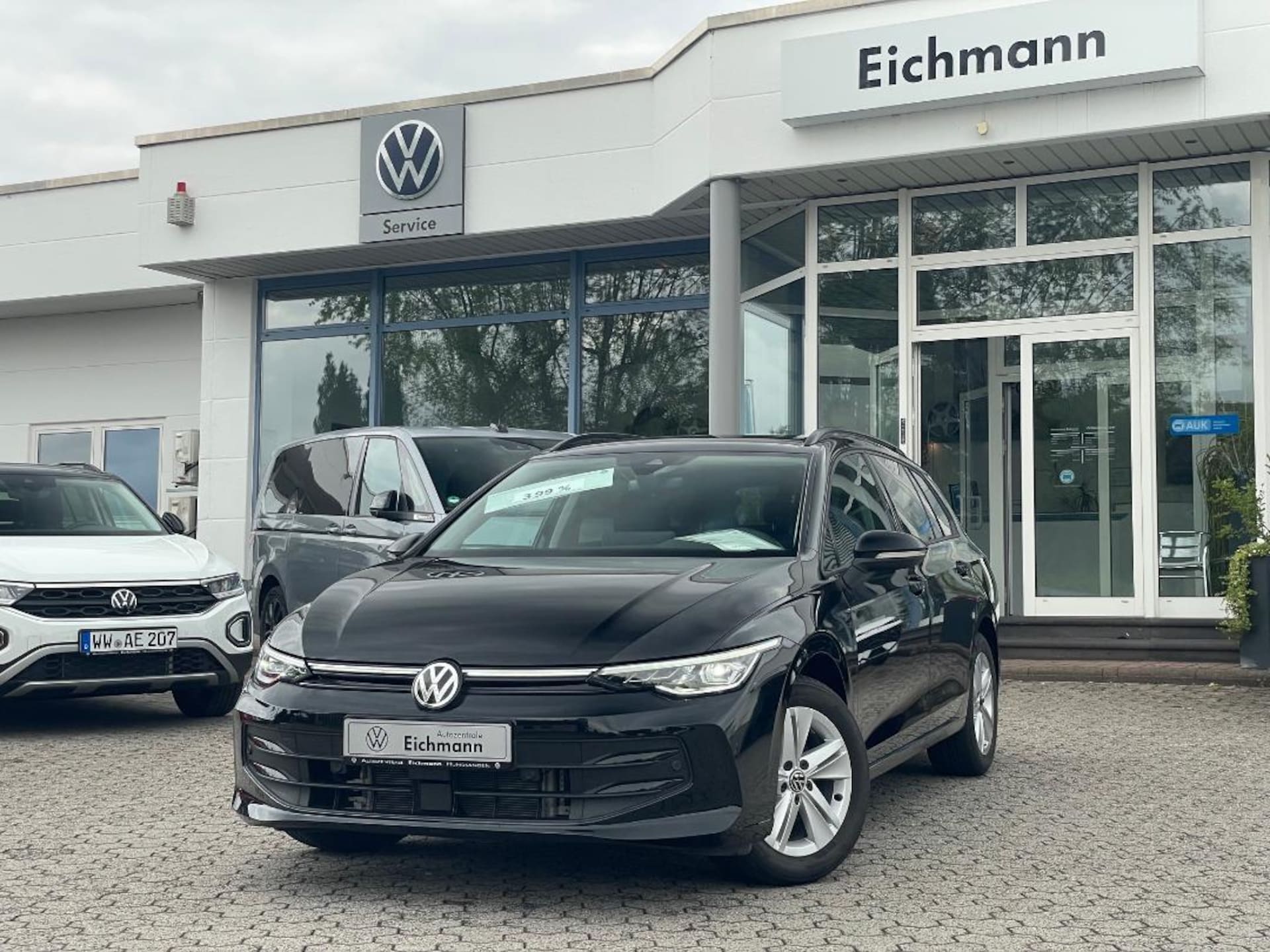 Volkswagen Golf Variant Life