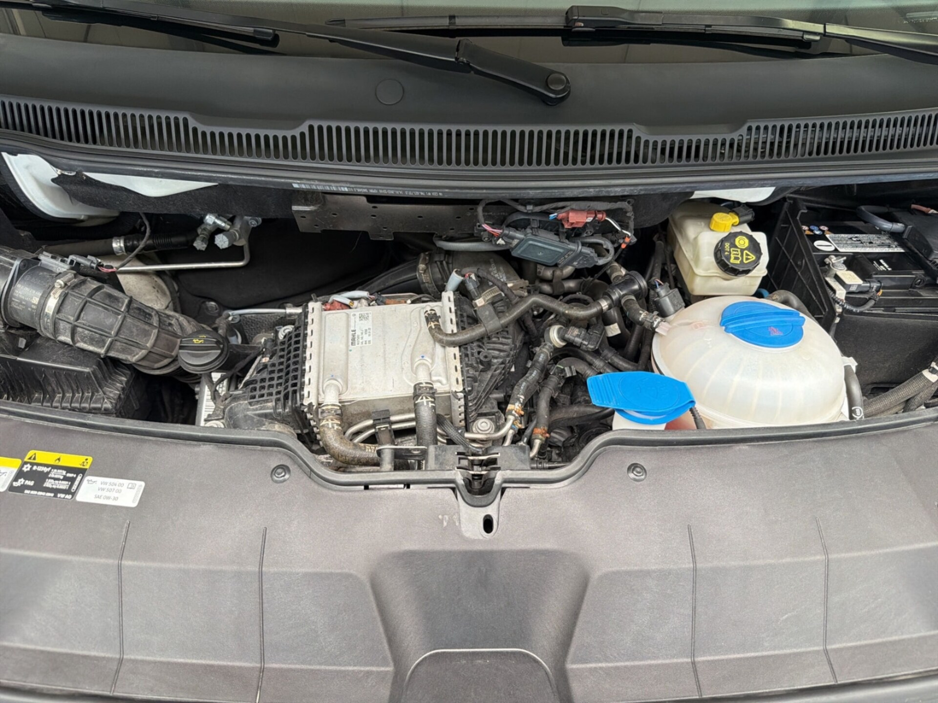Volkswagen T6.1 Transporter Kasten langer Radstand