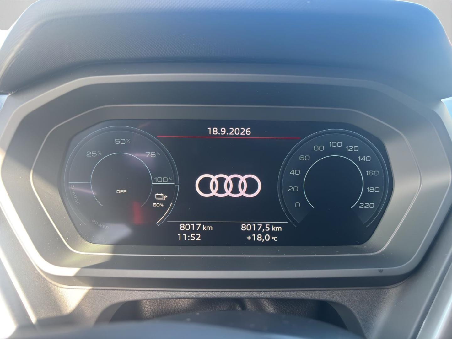 Bild über Audi Q4 Sportback e-tron 40 e-tron - für weitere Informationen kontaktieren Sie den Audi Partner