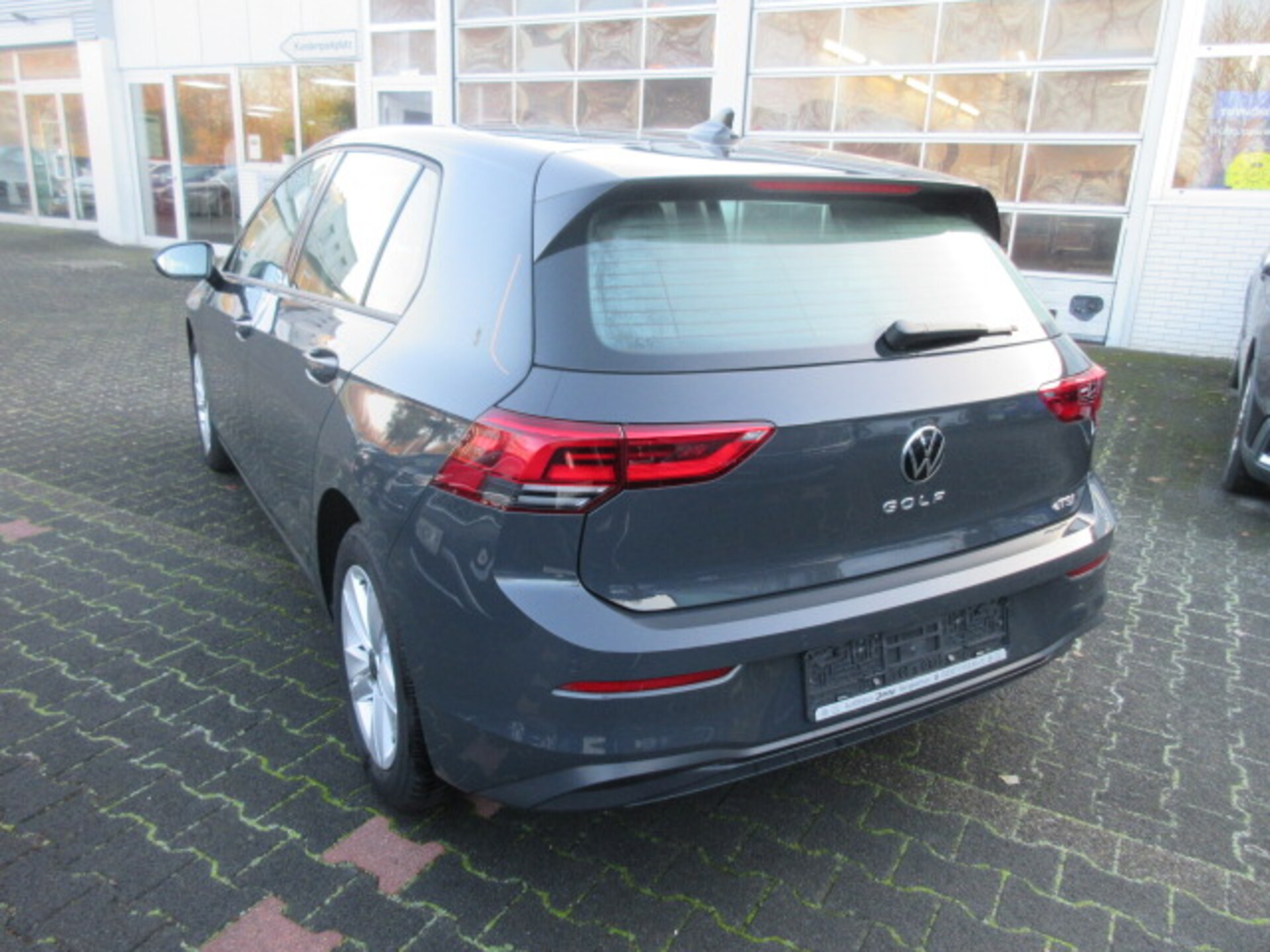 Volkswagen Golf Life