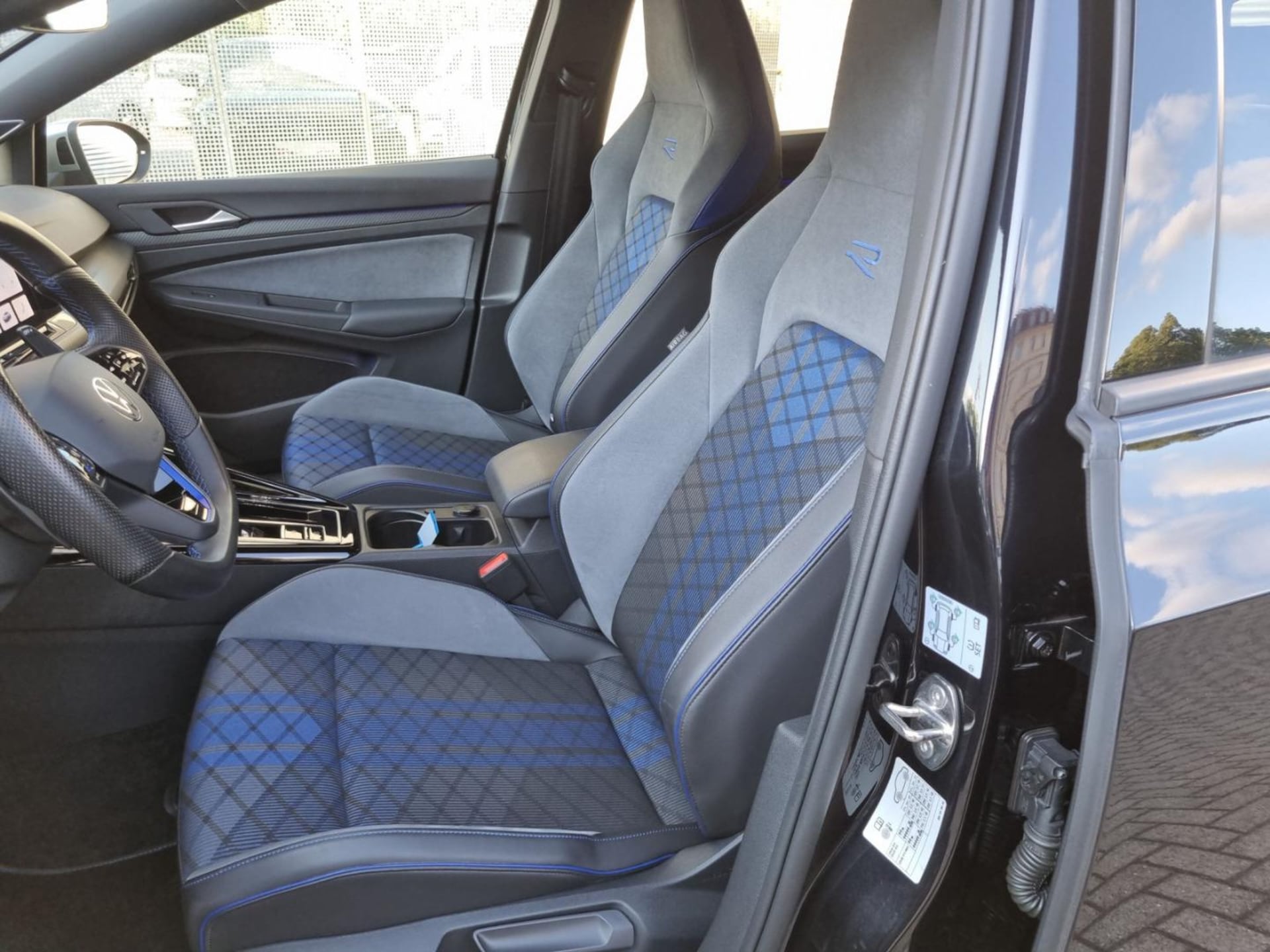 Volkswagen Golf R