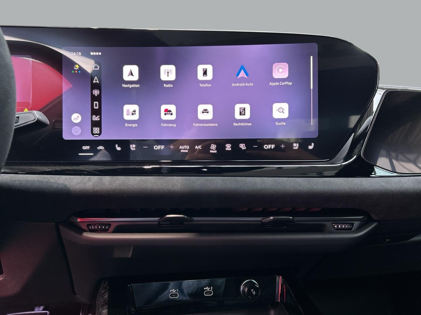 Bild über Audi RS 5 Limousine TFSI quattro 470 kW tiptronic - für weitere Informationen kontaktieren Sie den Audi Partner