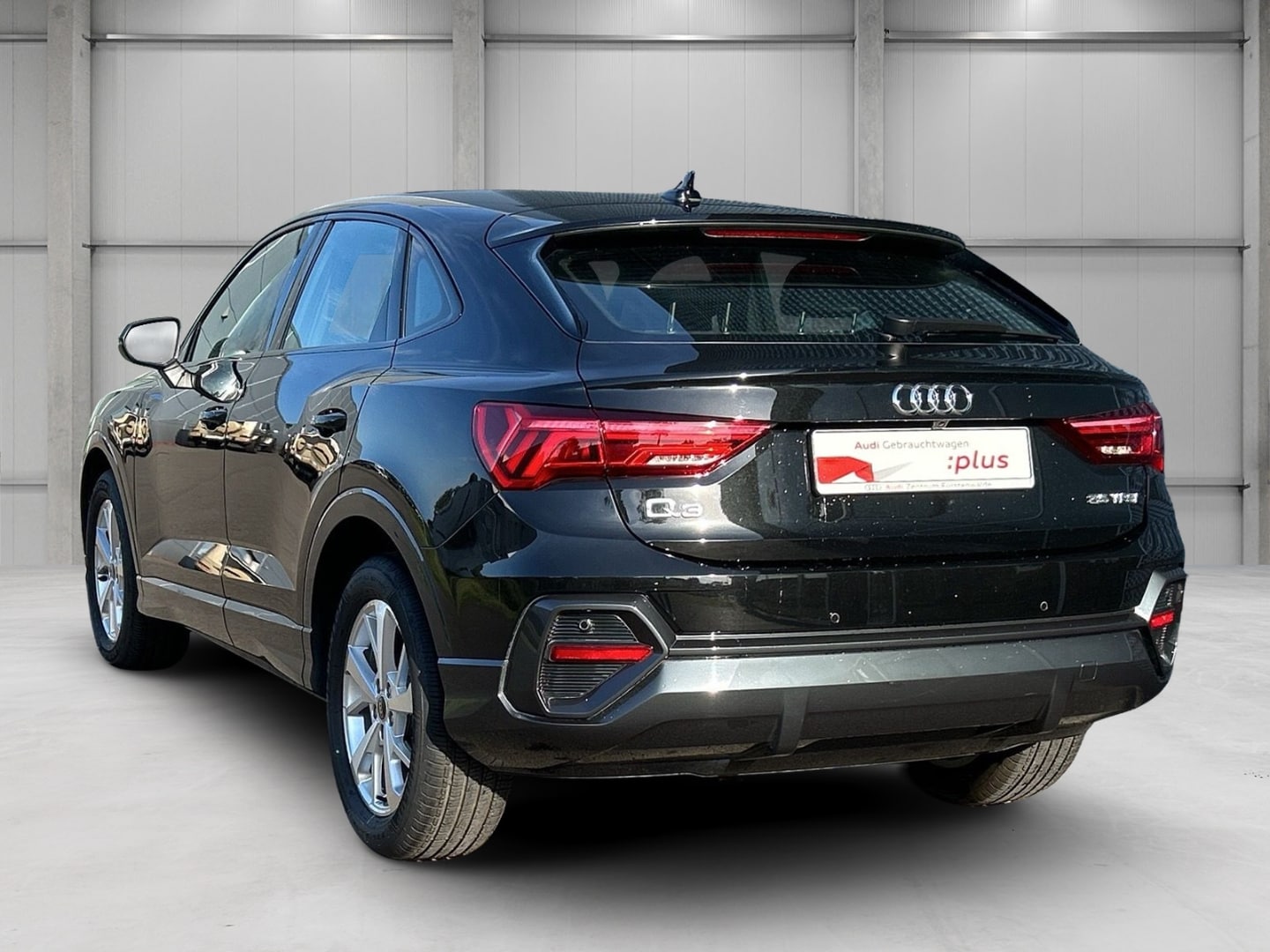 Bild über Audi Q3 Sportback 35 TFSI S tronic - für weitere Informationen kontaktieren Sie den Audi Partner
