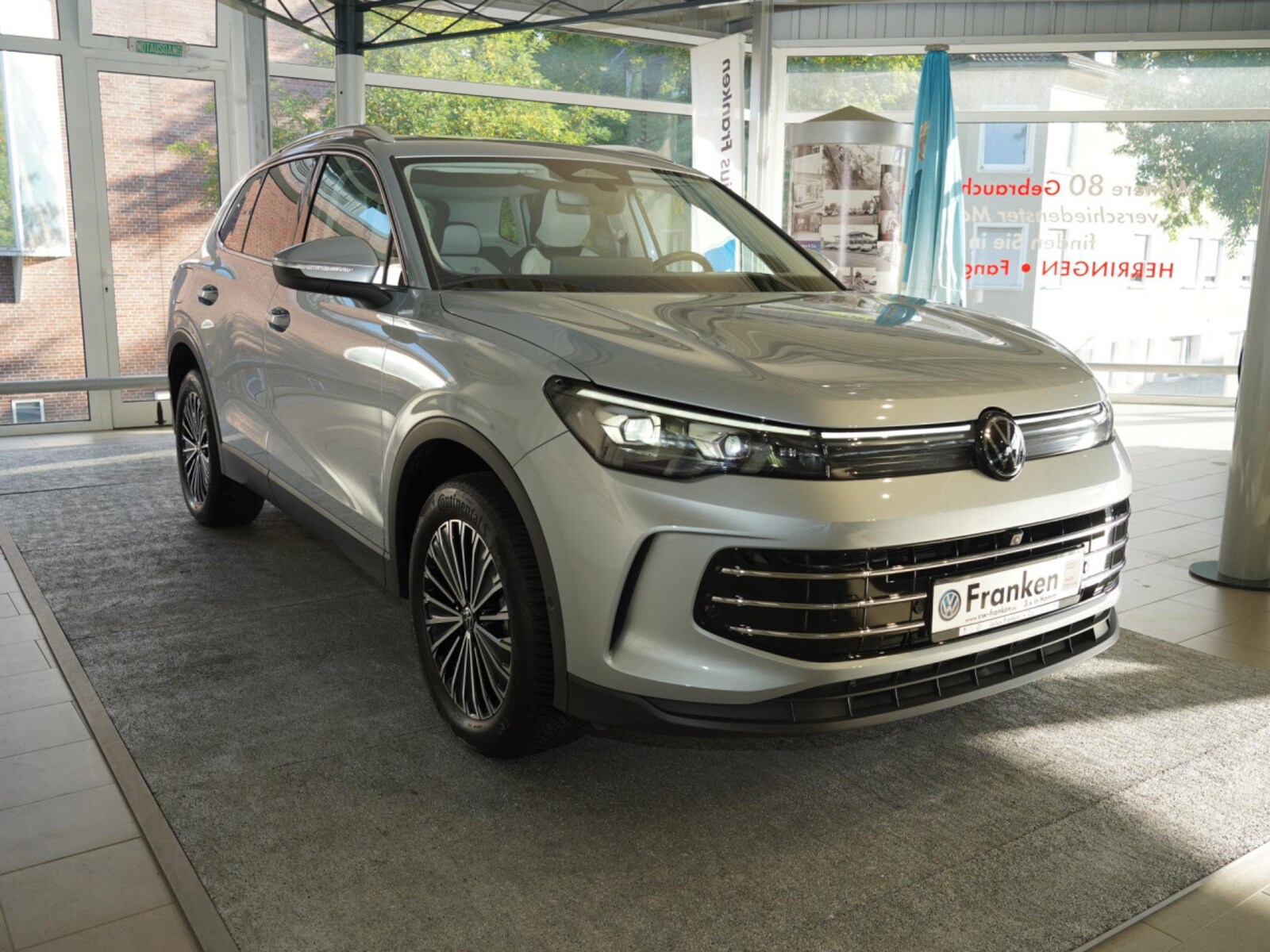 Volkswagen Tiguan – Bild 8
