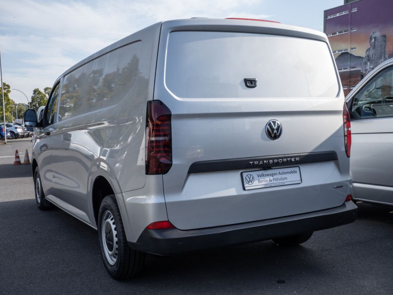 Volkswagen Transporter Kasten langer Radstand – Bild 5