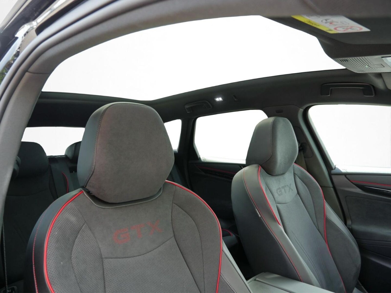 Volkswagen ID.7 Tourer – Bild 10