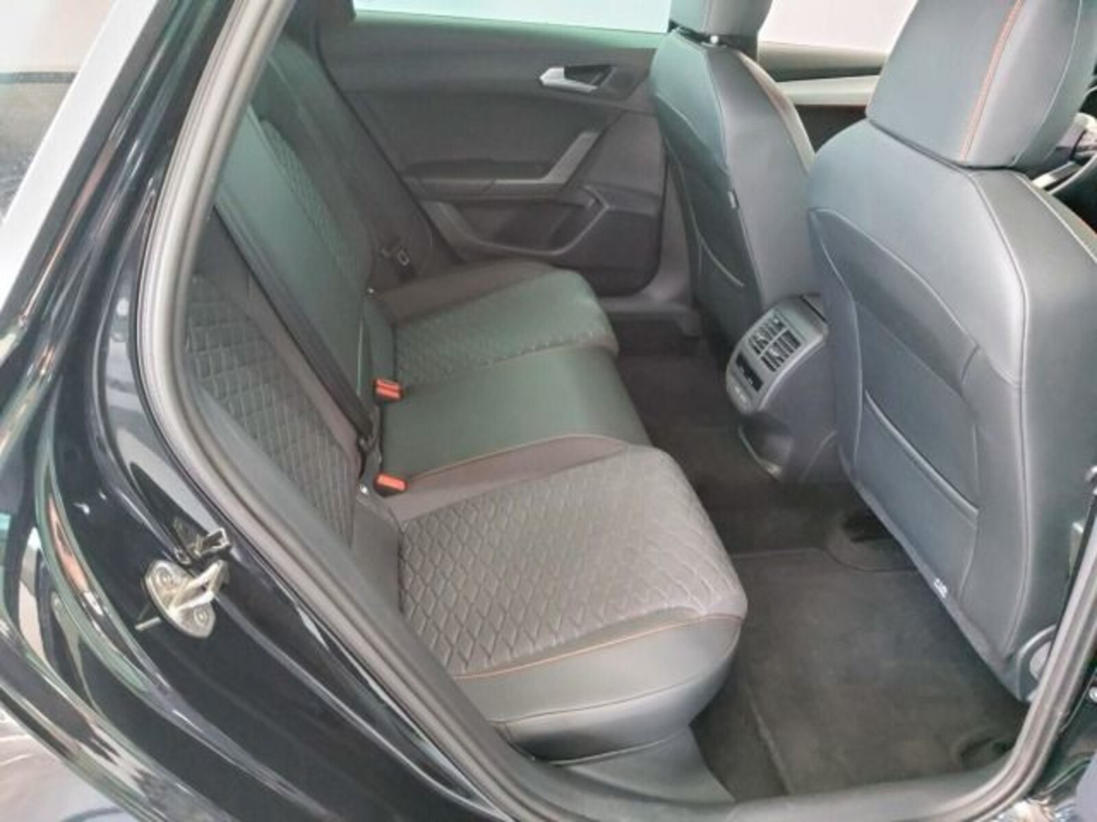 SEAT Leon Sportstourer – Bild 8