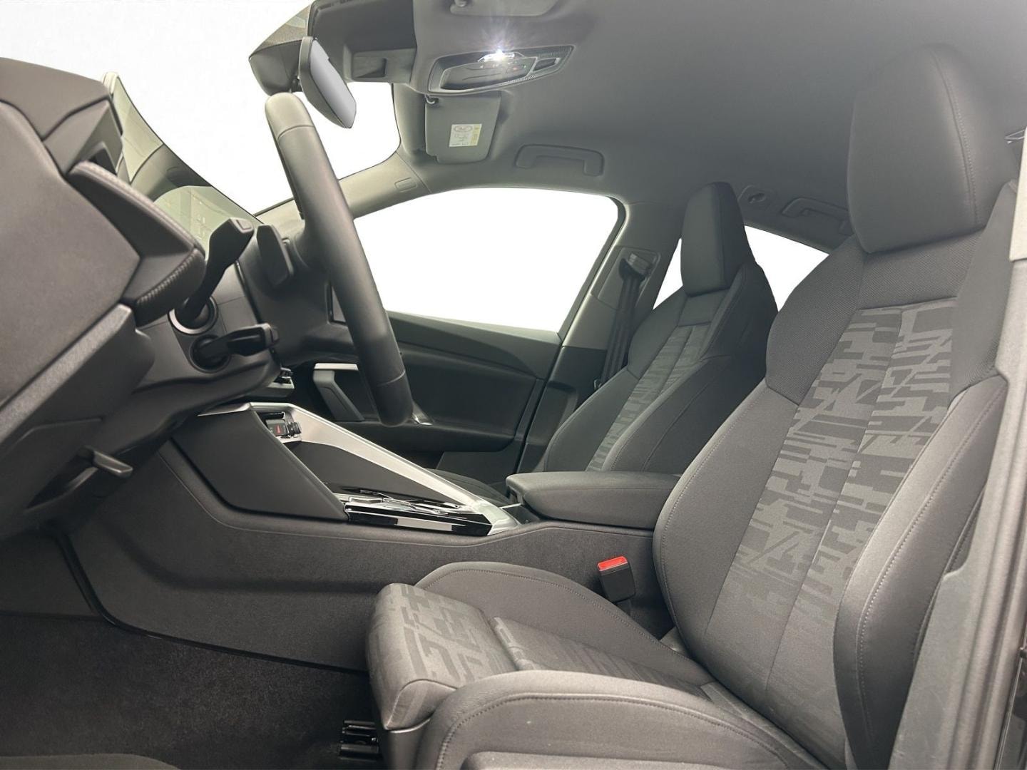 Bild über Audi Q5 Sportback TDI quattro 150 kW S tronic - für weitere Informationen kontaktieren Sie den Audi Partner
