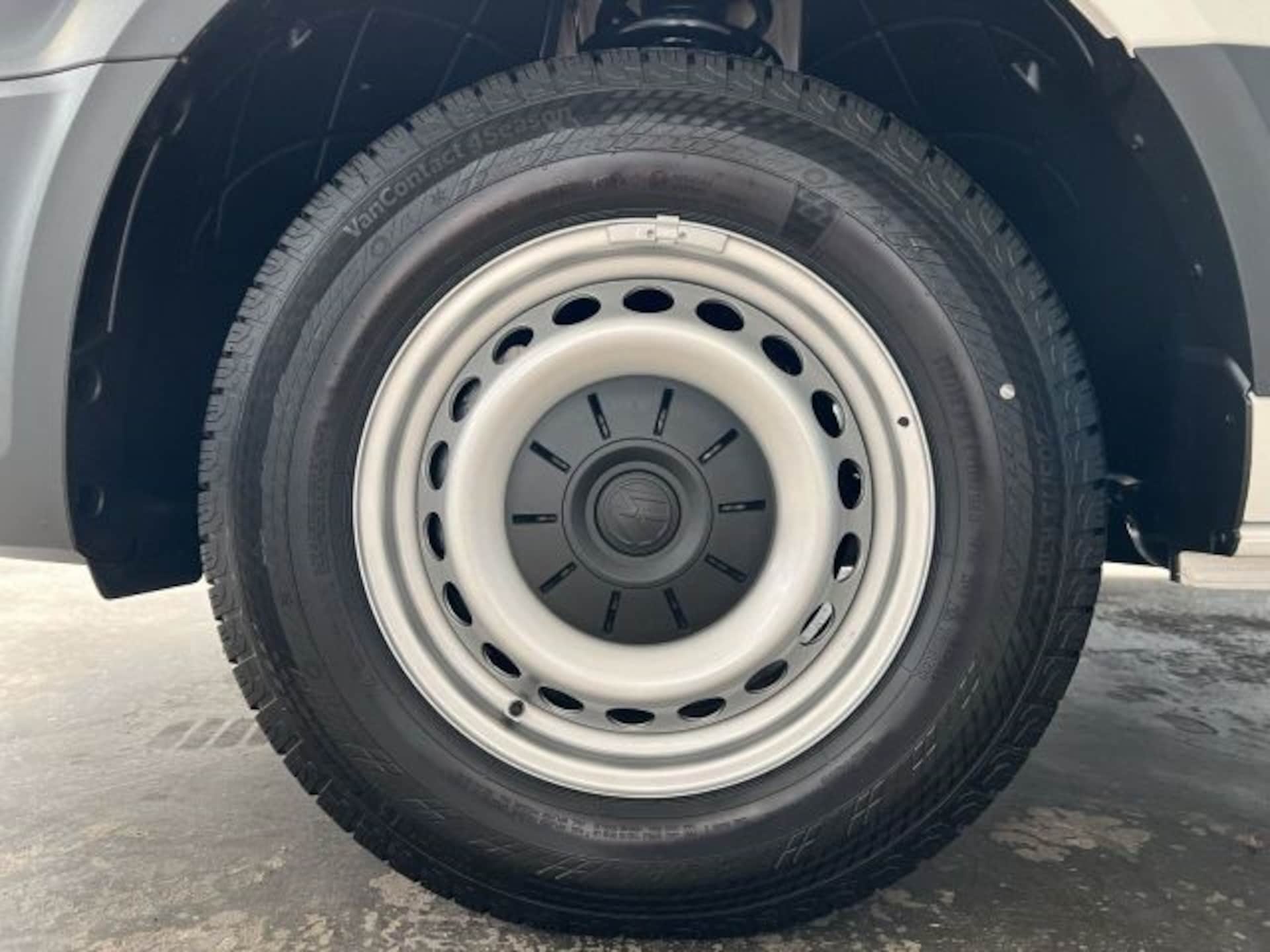 Volkswagen Crafter Kasten langer Radstand