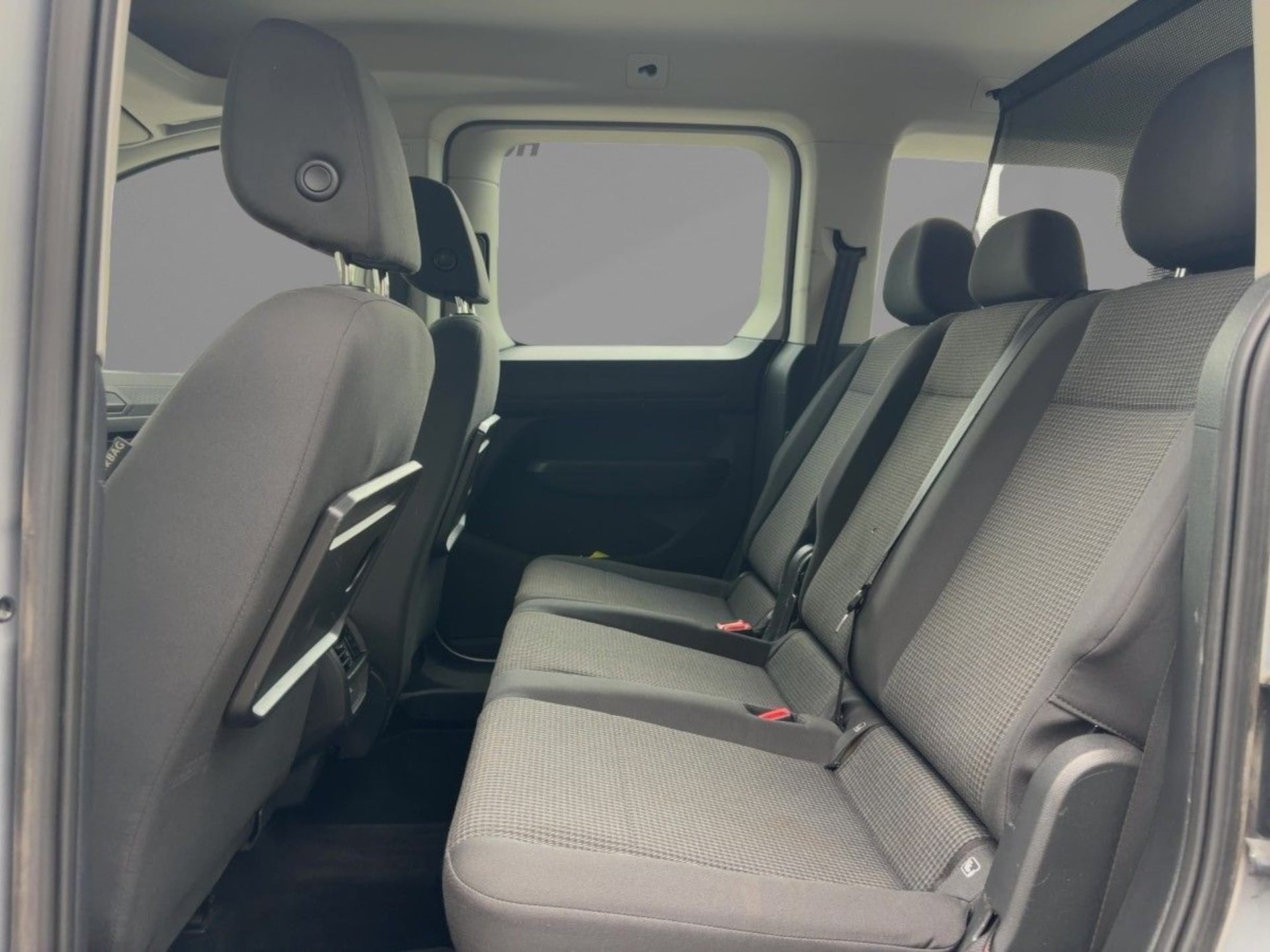 Volkswagen Caddy Basis-Modell