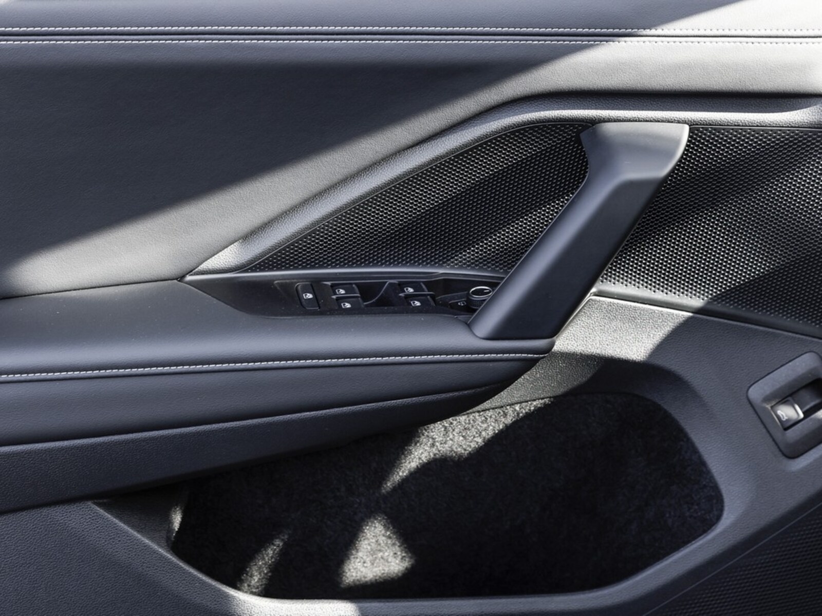 Volkswagen Tiguan – Bild 17