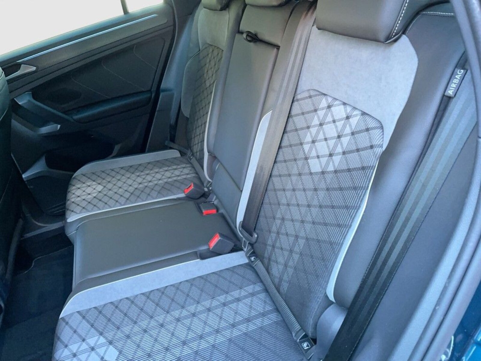 Volkswagen Tiguan – Bild 11