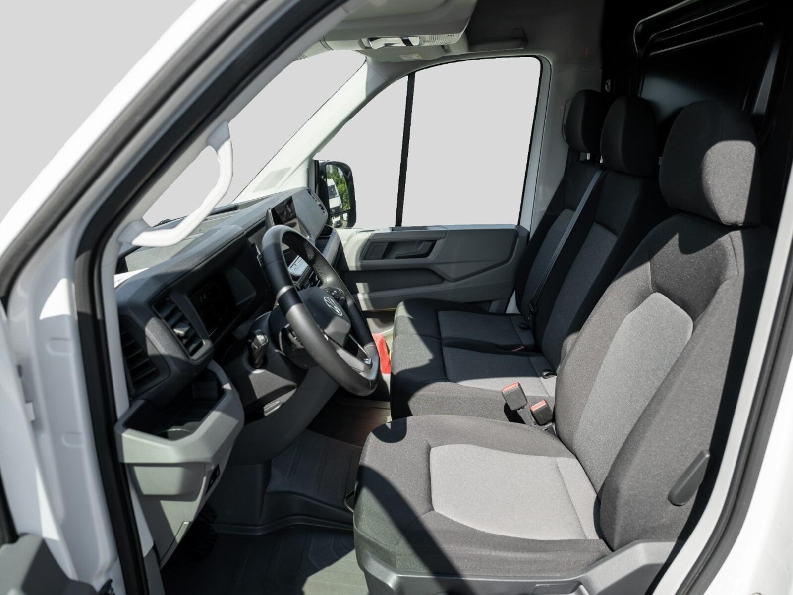 Volkswagen Crafter Kasten mittlerer Radstand – Bild 7