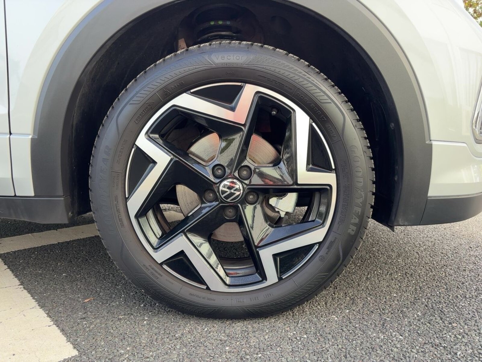 Volkswagen T-Cross – Bild 12