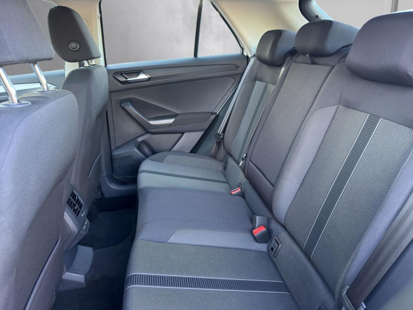 Volkswagen T-Roc – Bild 10