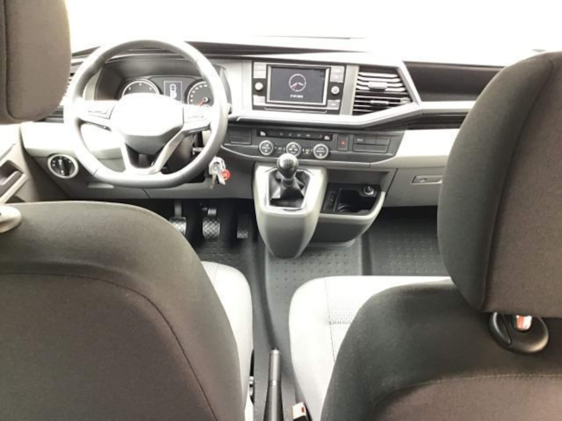 Volkswagen T6.1 Caravelle kurzer Radstand Trendline