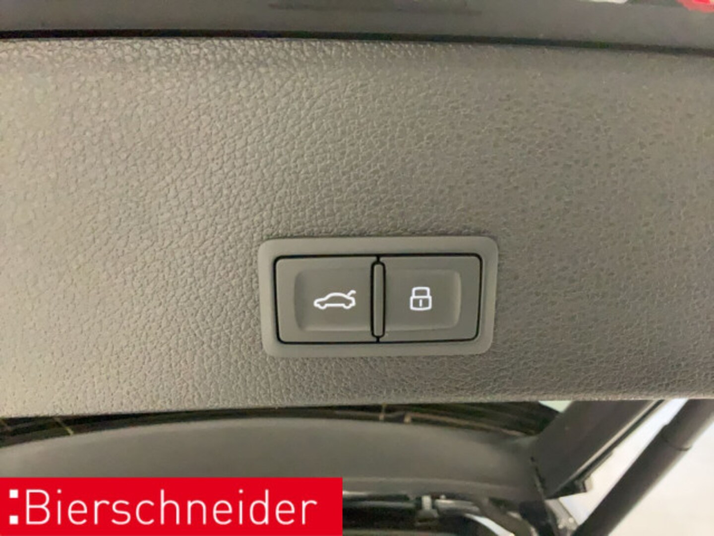 Bild über Audi Q2 advanced 40 TFSI quattro S tronic - für weitere Informationen kontaktieren Sie den Audi Partner