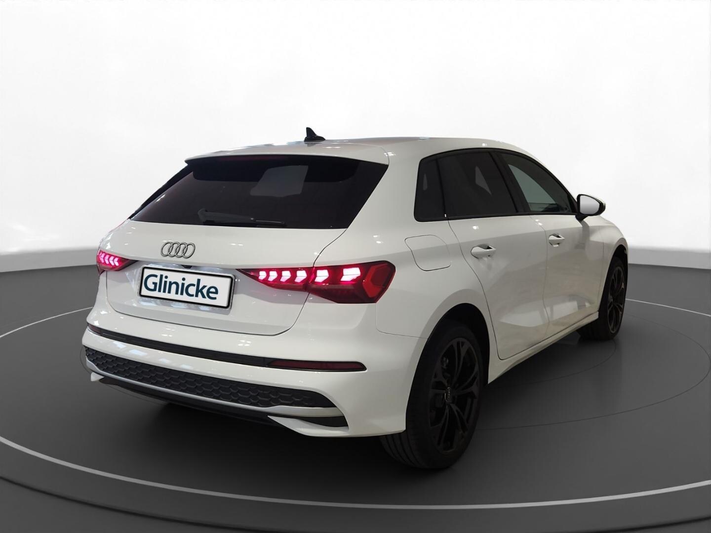 Bild über Audi A3 Sportback TDI 85 kW Schaltgetriebe - für weitere Informationen kontaktieren Sie den Audi Partner