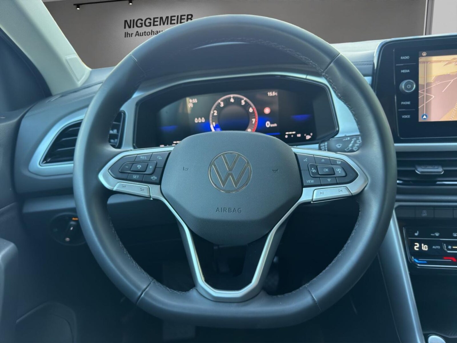 Volkswagen T-Roc – Bild 13