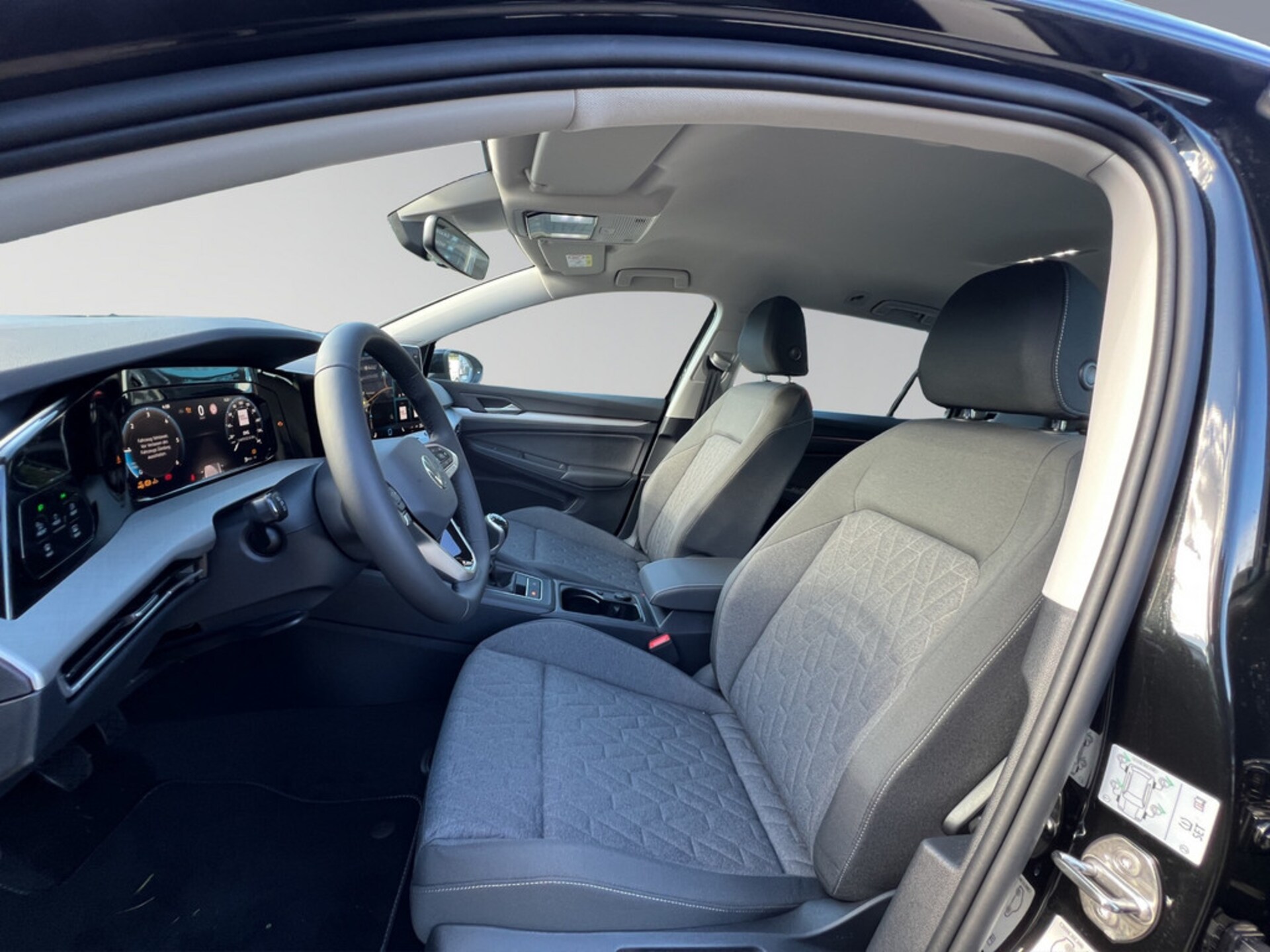 Volkswagen Golf Variant Life