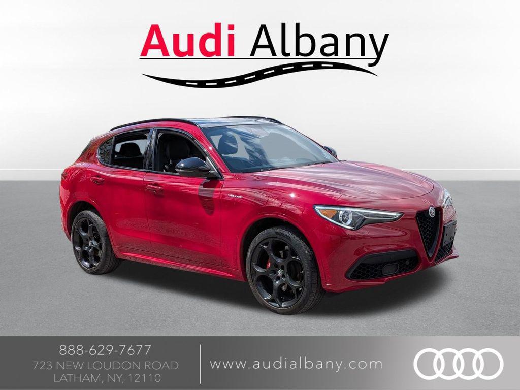 2023 Alfa Romeo Stelvio Veloce AWD's photo