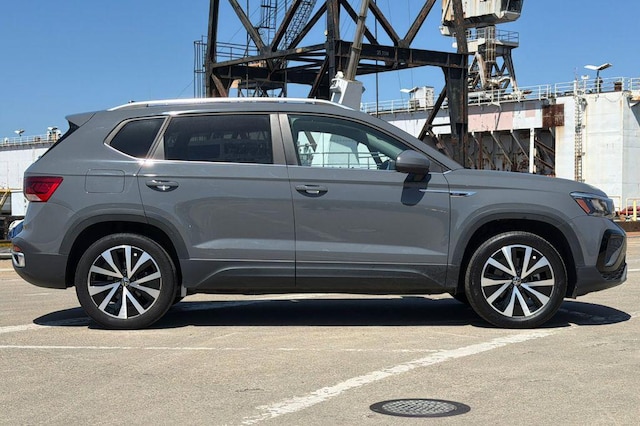 2023 Volkswagen Taos