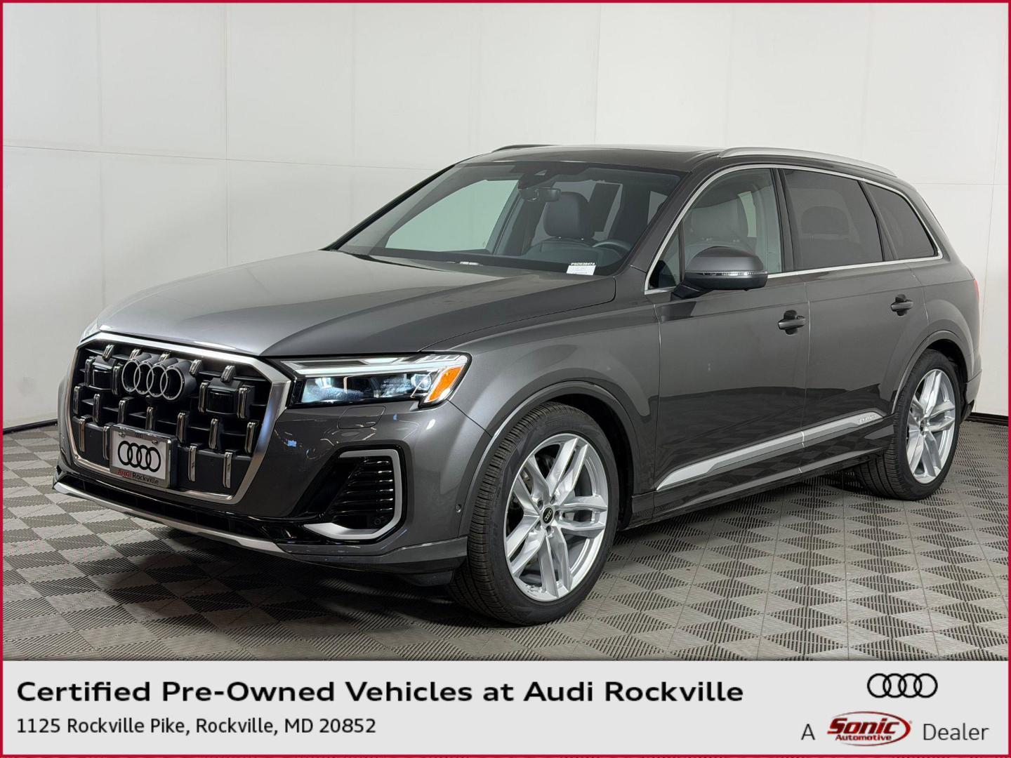 2025 Audi Q7's photo