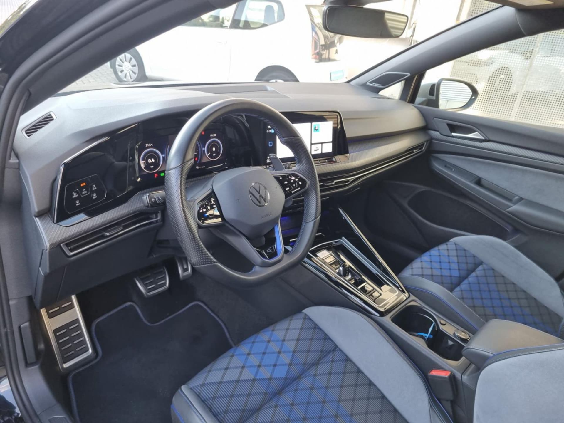 Volkswagen Golf R
