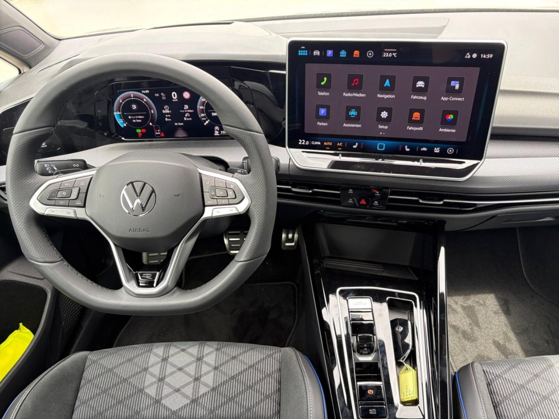 Volkswagen Golf R-Line