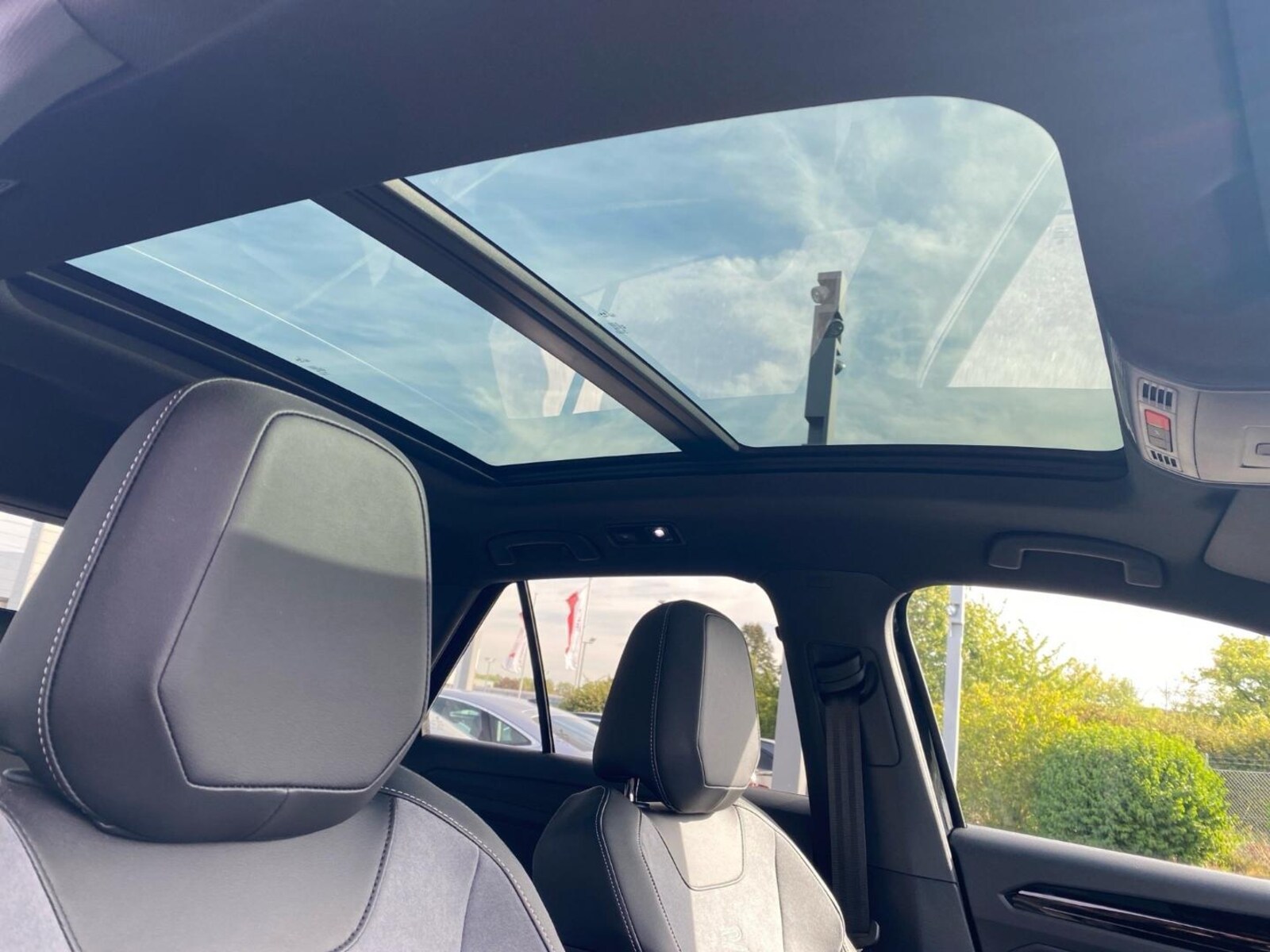 Volkswagen T-Roc – Bild 21