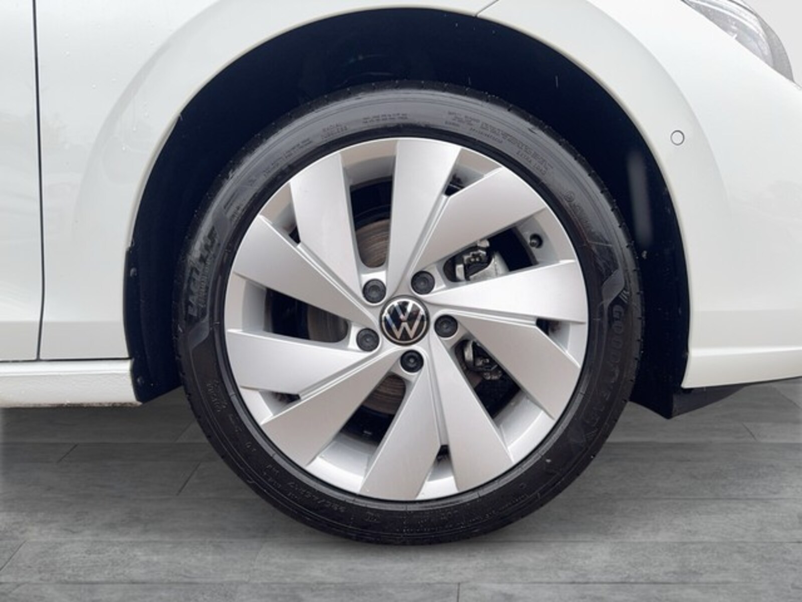 Volkswagen Golf Variant – Bild 6