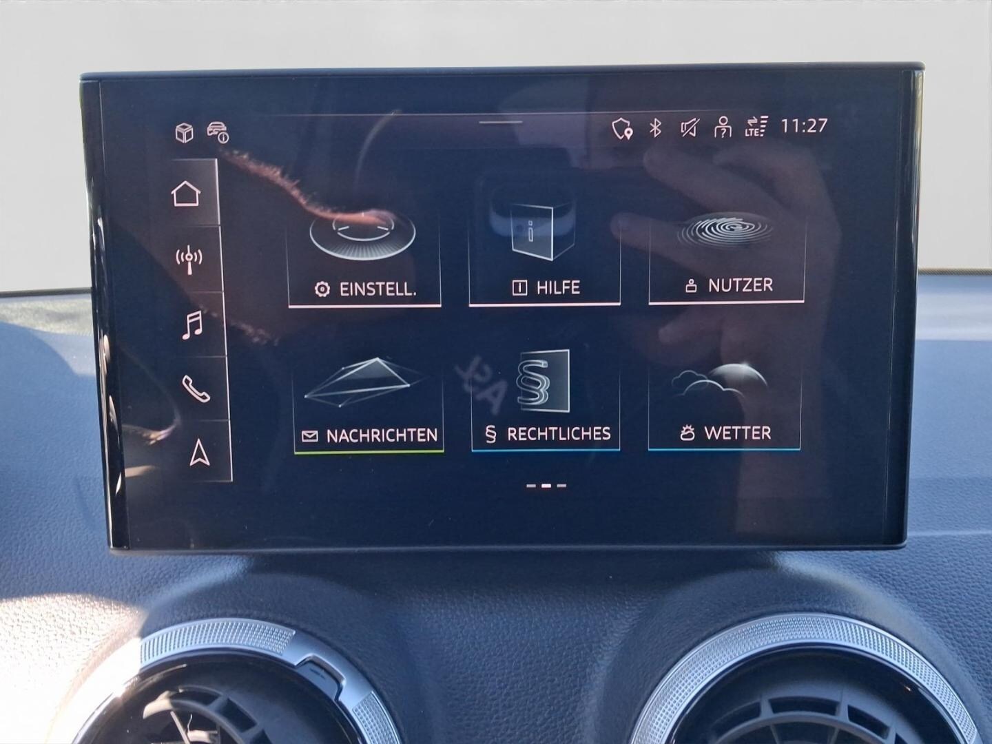 Bild über Audi Q2 S line 30 TFSI Schaltgetriebe - für weitere Informationen kontaktieren Sie den Audi Partner