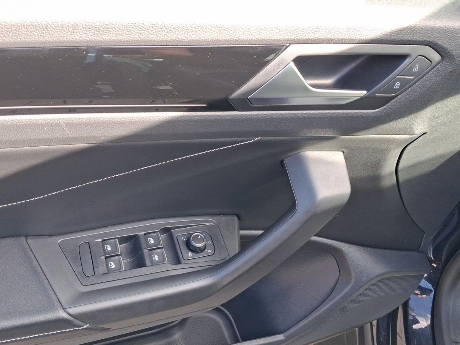 Volkswagen T-Roc Cabriolet – Bild 15