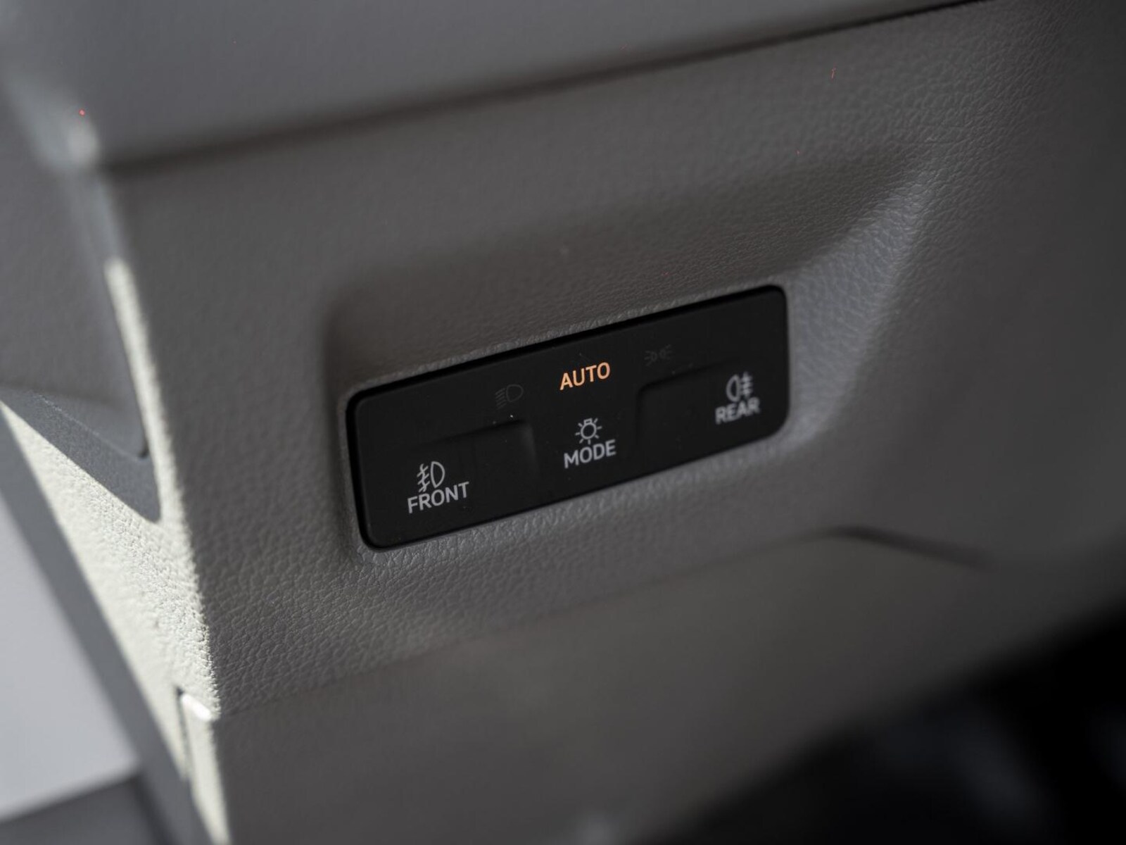Volkswagen Crafter Kasten mittlerer Radstand – Bild 22