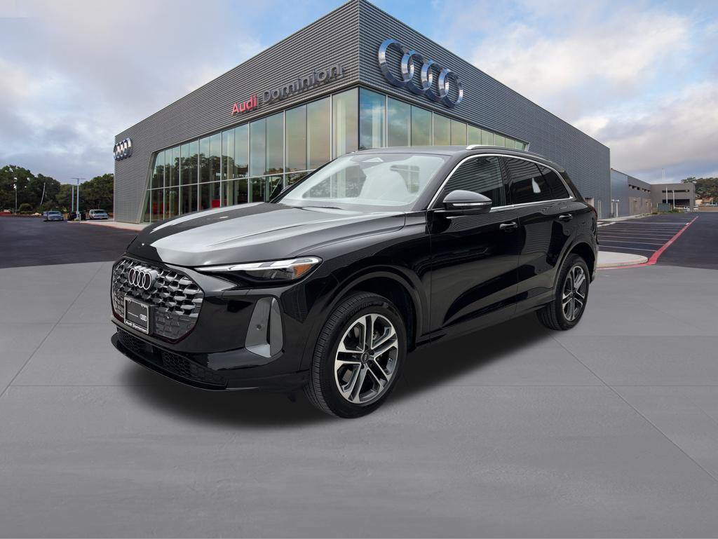 2025 Audi Q5 Premium quattro's photo