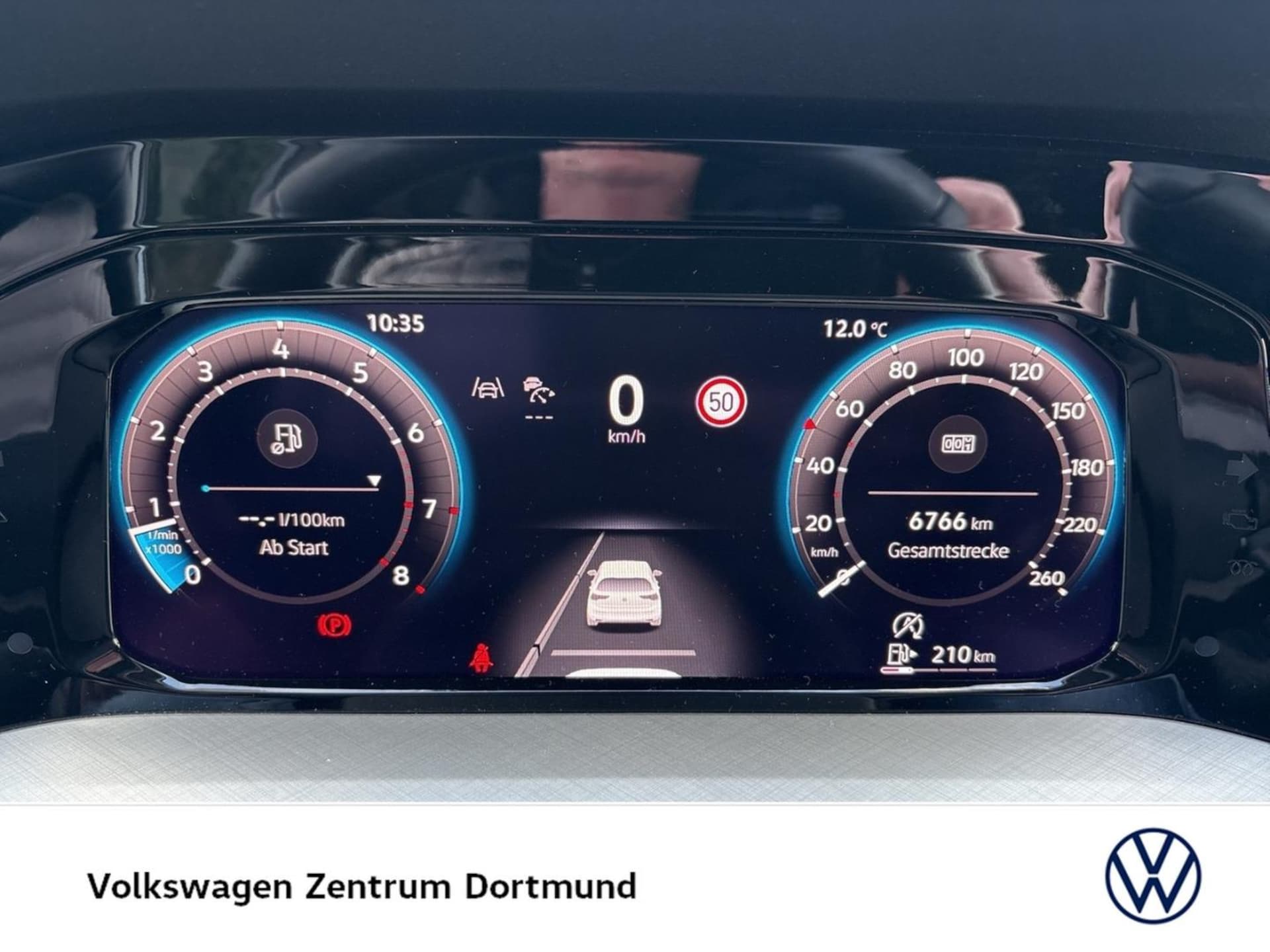 Volkswagen Golf Variant Life