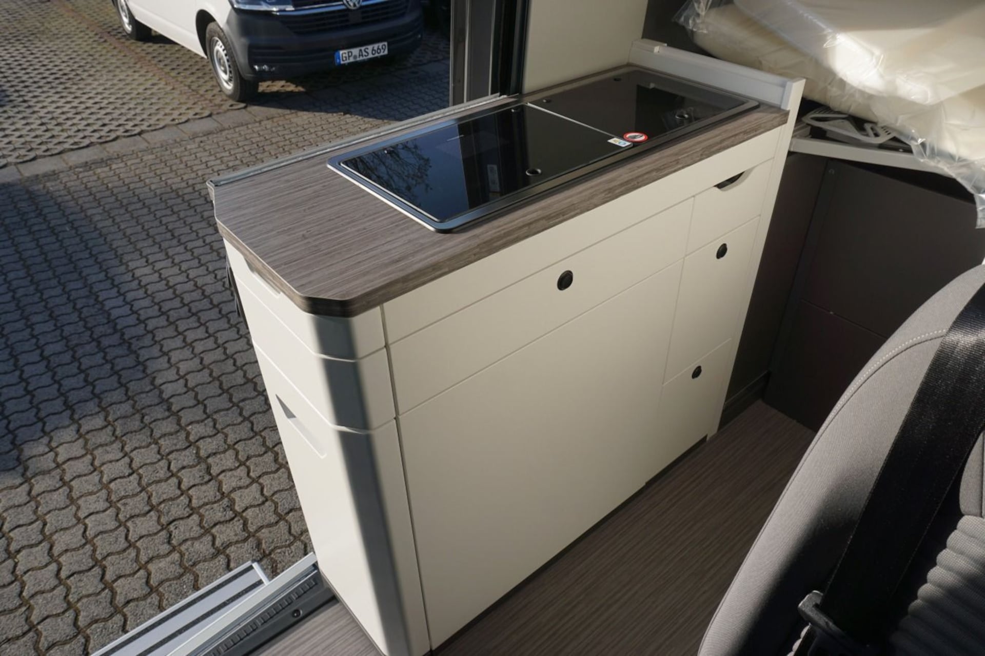 Volkswagen Grand California 600