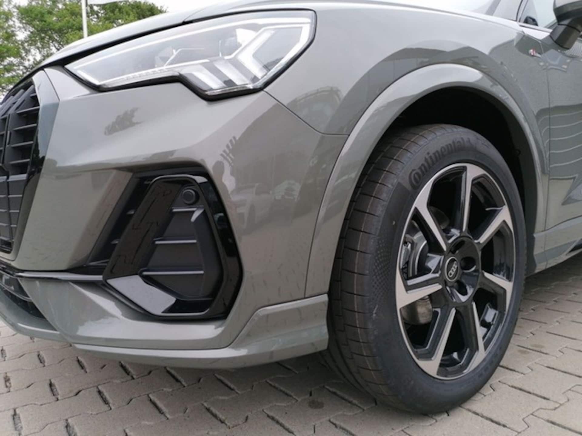 Audi Q3 SUV S line