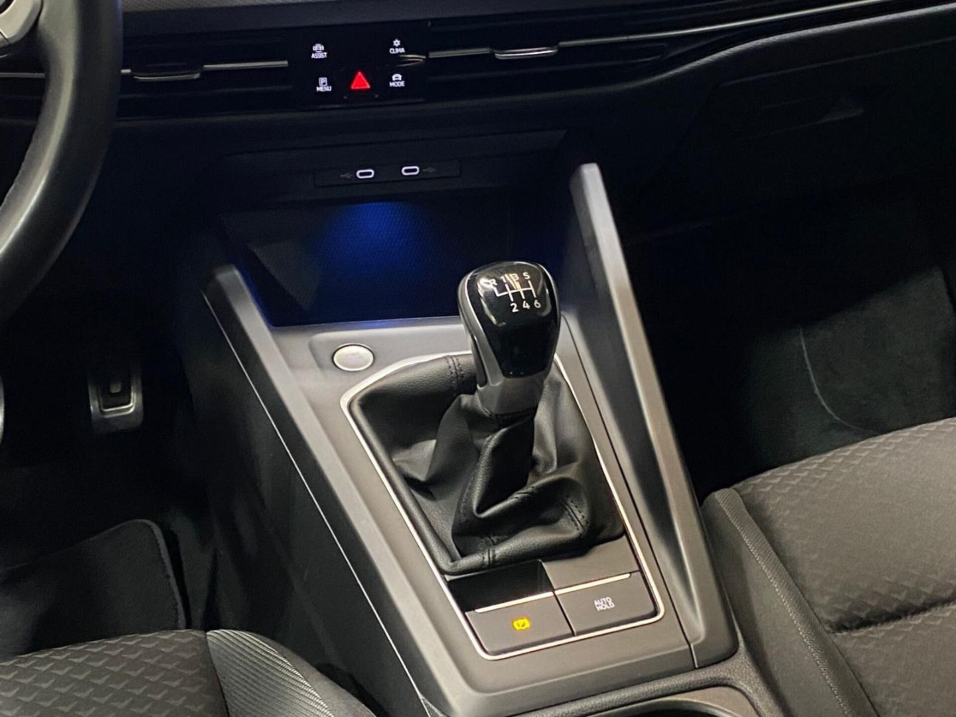 Volkswagen Golf Active
