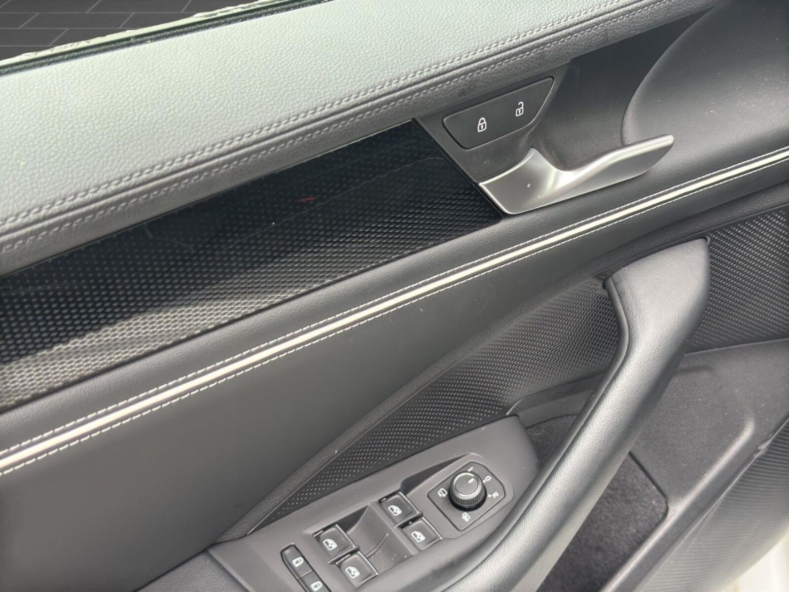 Volkswagen Passat – Bild 13