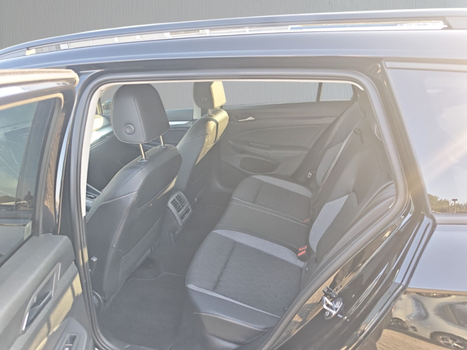 Volkswagen Golf Variant – Bild 14