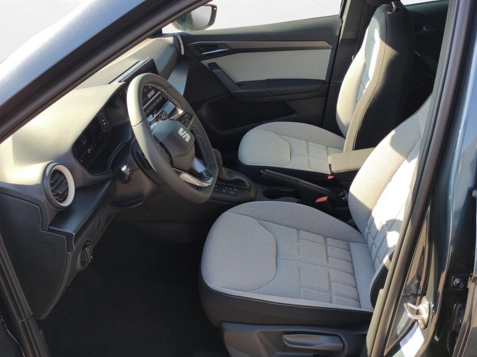 SEAT Arona – Bild 9