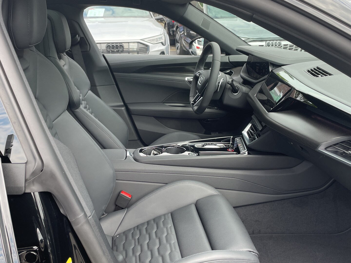 Image about Audi e-tron GT e-tron quattro